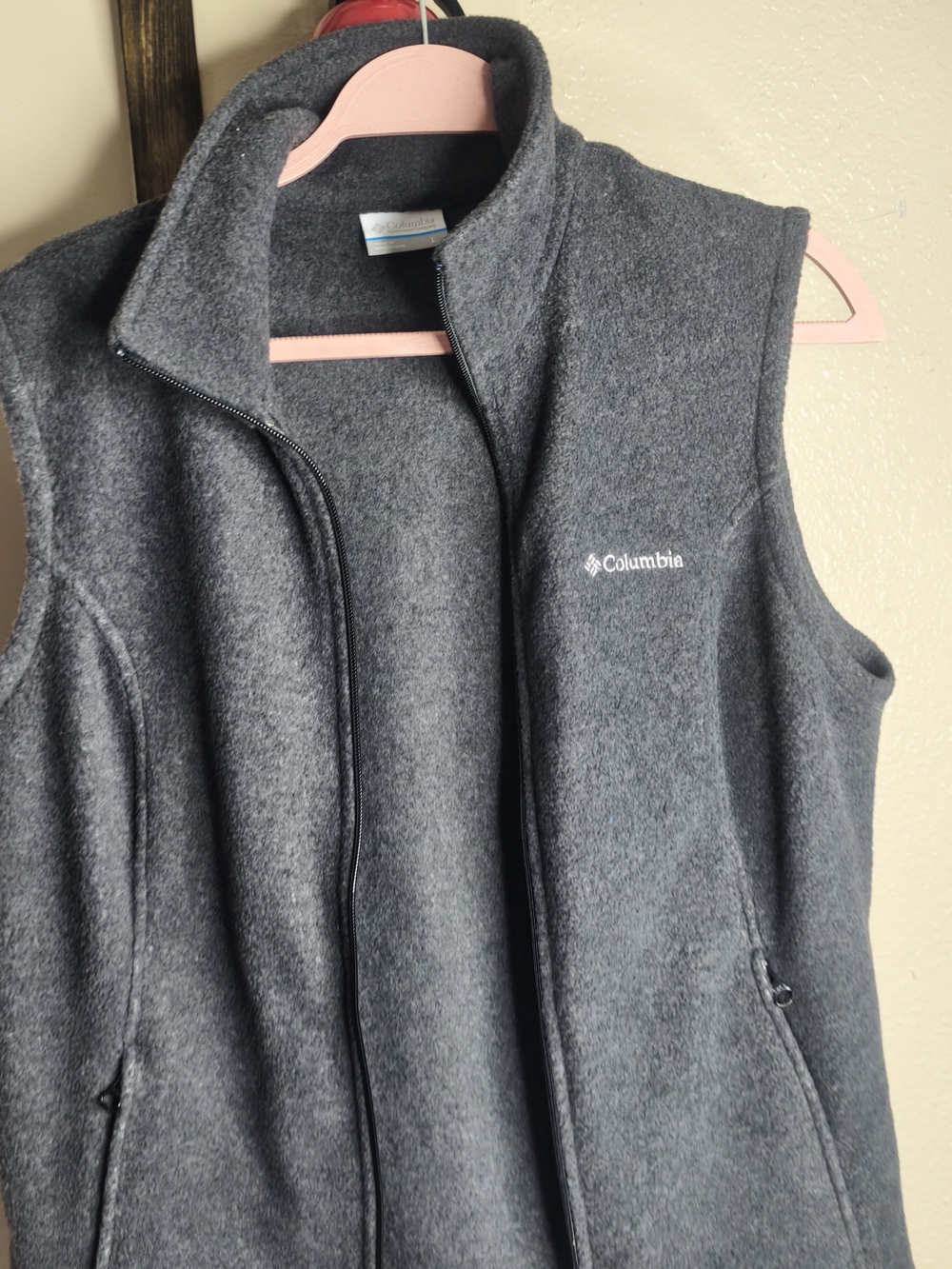Columbia Women's Charcoal Gray Fleece Vest - Picture 4 of 12